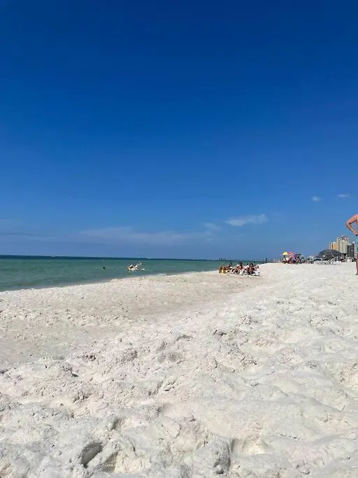 Renovated Ocean Escape Condo-11 Pools-Community Beachhouse Bar Panama City Beach